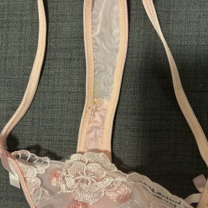 Søde lyserøde trusser