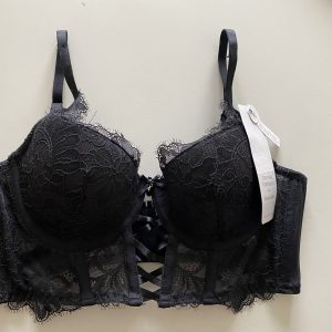 Bh lettere brugt af ukendt kvinde