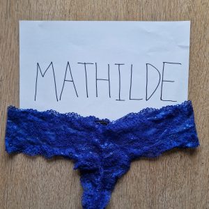 #8 mørkeblå trusse