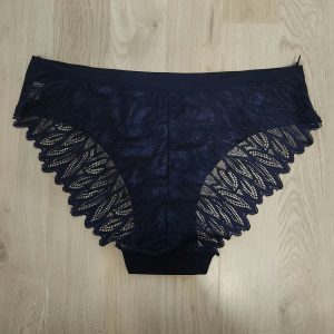 Mørkeblå  nylon blonde trusse