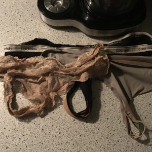 Køb mine mega saftige og beskidte trusser