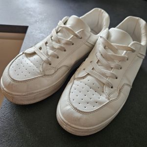 BRUGTE TRÆNINGS SNEAKERS