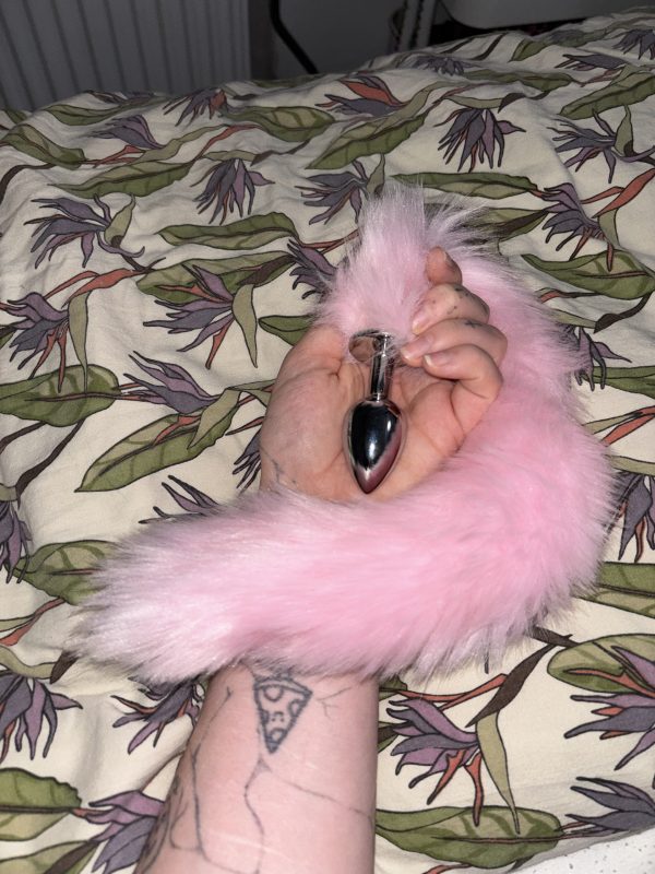 Cute pink buttplug hale