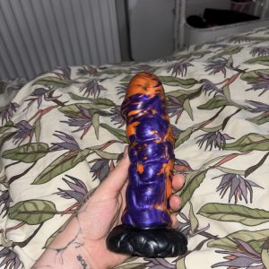 Dejlig tyk monster dildo