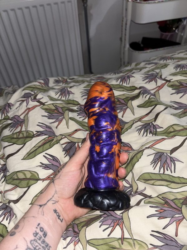 Dejlig tyk monster dildo