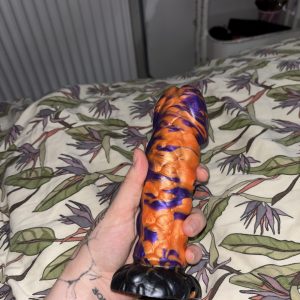 Dejlig tyk monster dildo