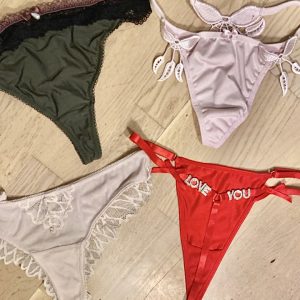 FORSKELLIGE BRUGTE TRUSSER KAN KØBES..