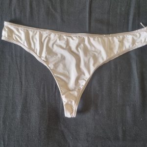 Sød nude bestillingstrusse