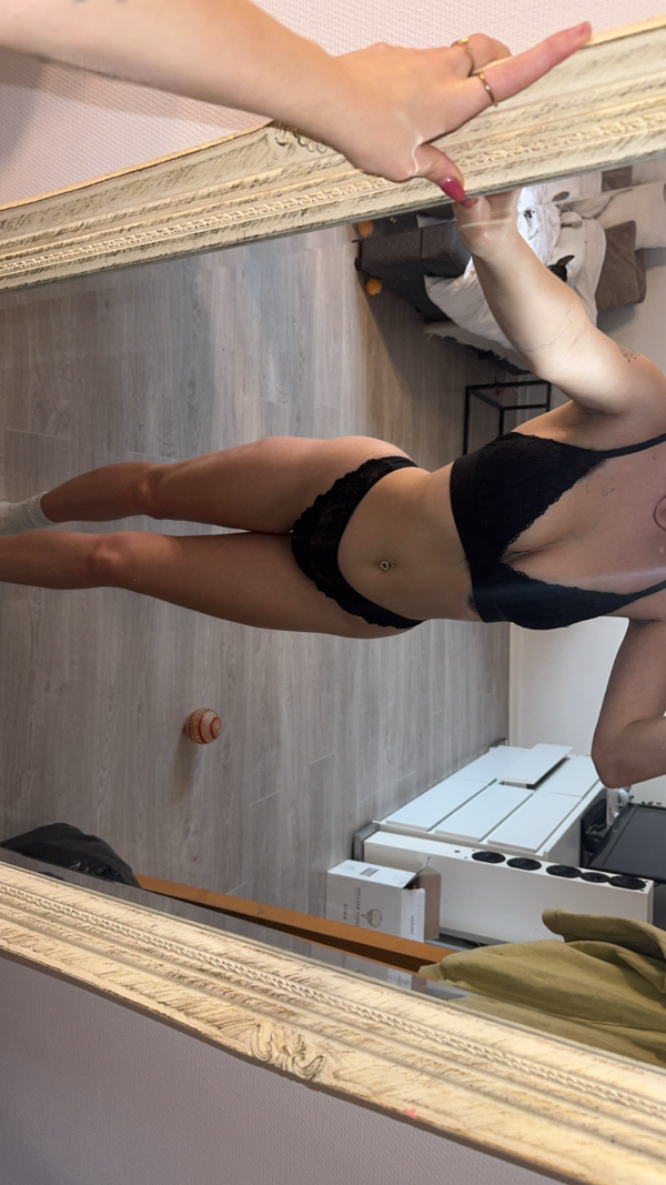 Sød sort lingerie sæt
