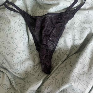 Sort lace g-strang