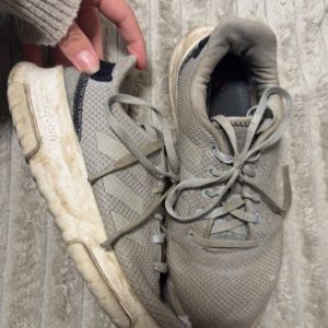 Sure, beskidte sko ink. Fragt