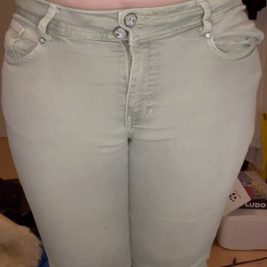 Tisse i bukserne for dig