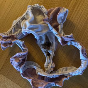 Luna’s intime periode-trusser – ægte & ufiltreret