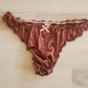 Silke/satin g-streng