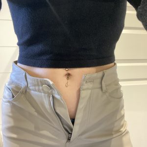 Se mig prøve forskellige bukser (10 min)