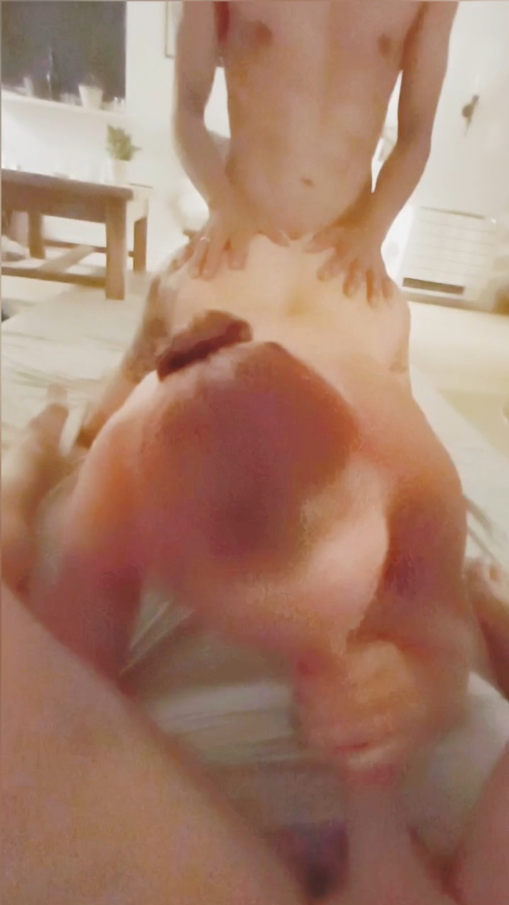 Besøg af fremmed pik - video