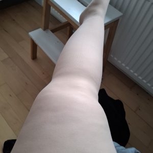 Strømpebukser eller nylonstrømper