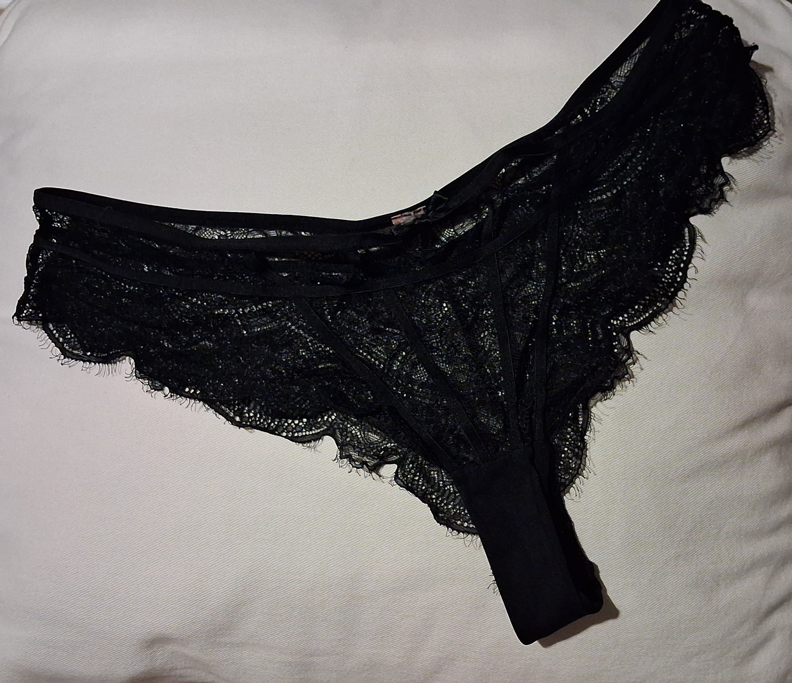 Duftende blondetrusse