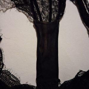 Duftende blondetrusse