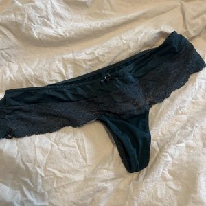 Mørkegrønne trusser