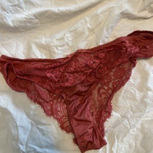 Lækre blondetrusser i orange-rød️‍