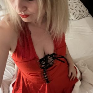 Fræk billedserie nissepige