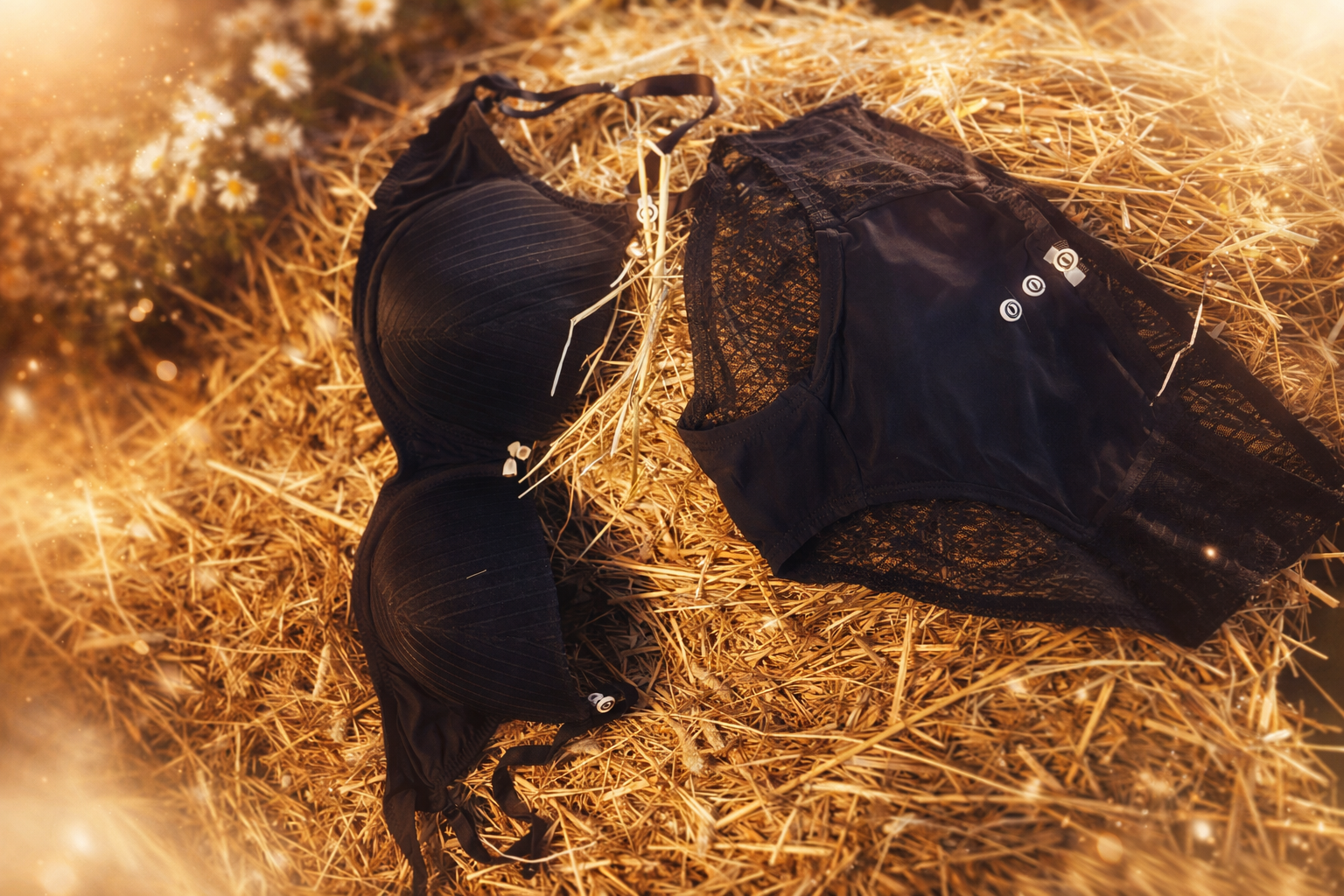 Pikant sort lingeri.