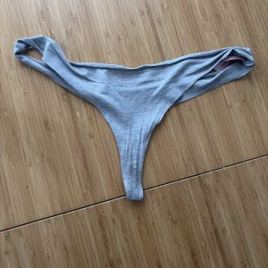 Svedige trænings trusse