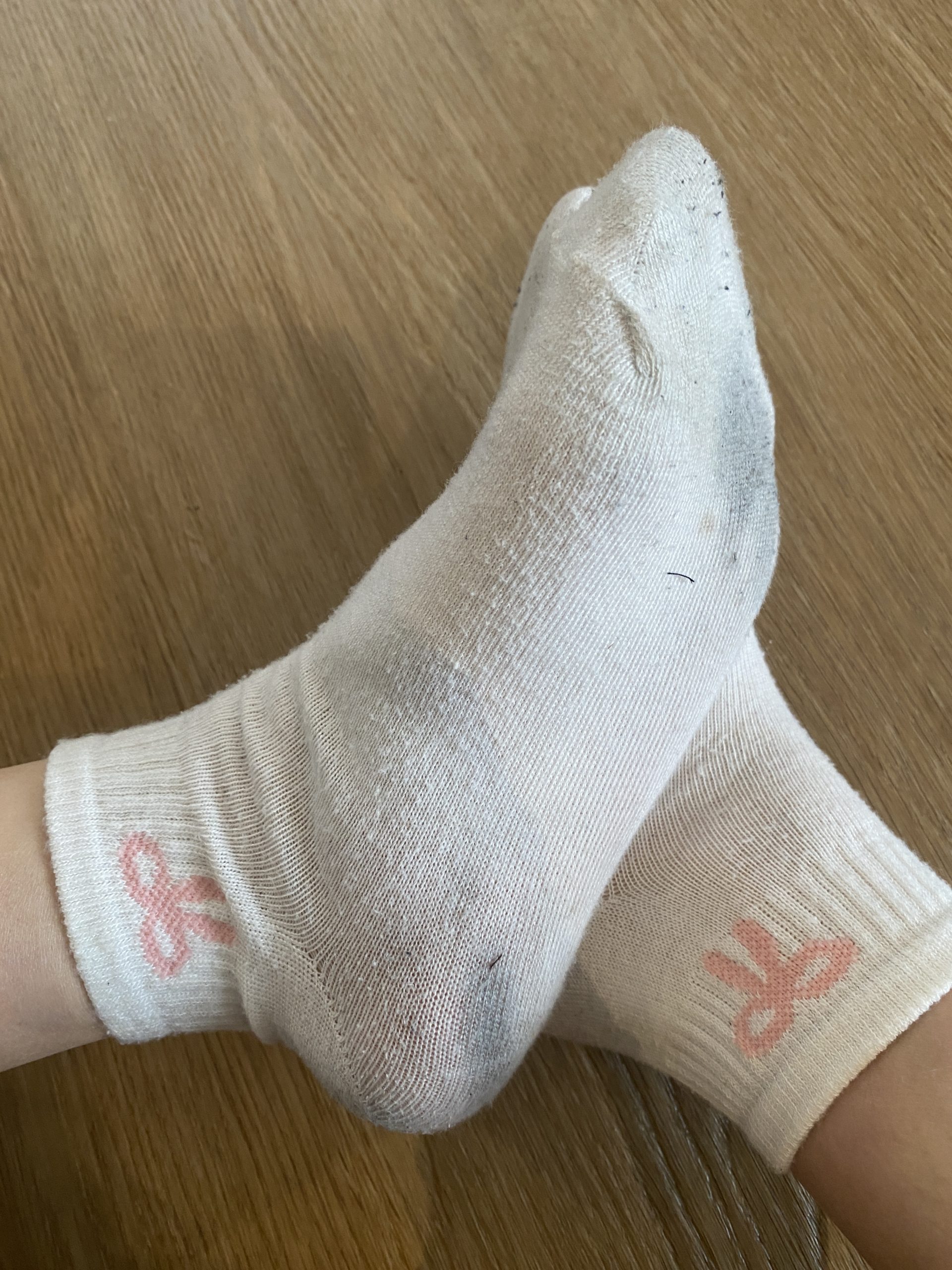 Brugte sokker (sendes søndag)