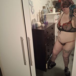 Uhhh frække trusser efter eget valg. Kom og fortæl mug hvad du vil have.