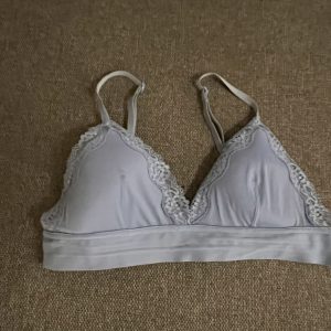 Blød og fræk bralette i lys nude