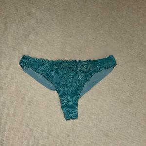 Frækt billede + brugte trusser