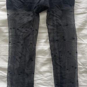 Brugte nylon strømpebukser