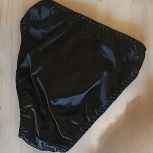 Sort Satin trusse