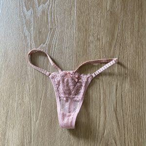 Brugt onani trusse  (sendes torsdag)