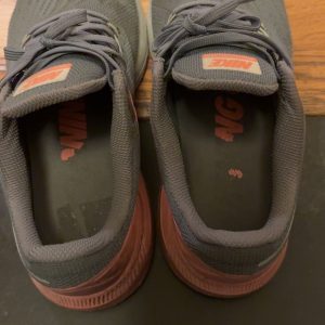 Slitna sneakers